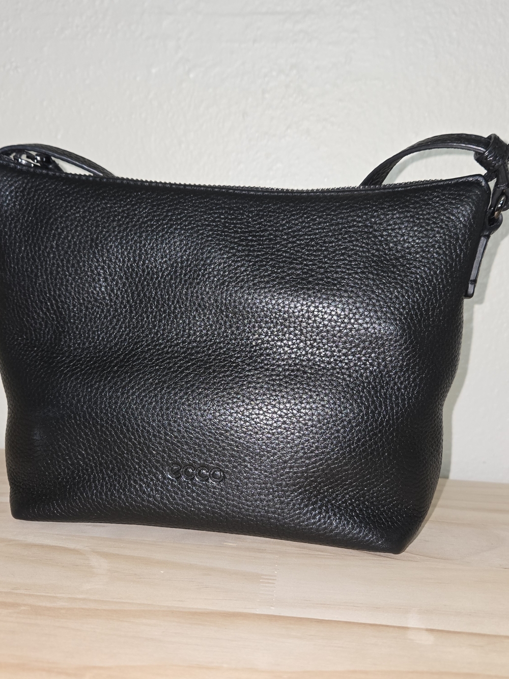 Ecco Black Pebbled Leather Shoulder Bag